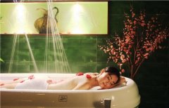 浴缸上的水漬怎么去除？